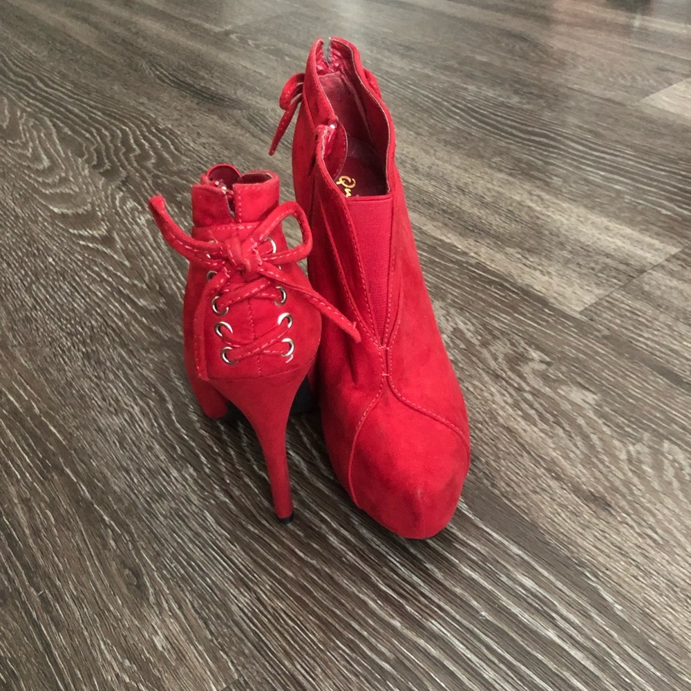 Red Corset Booties - Picture 4 of 4
